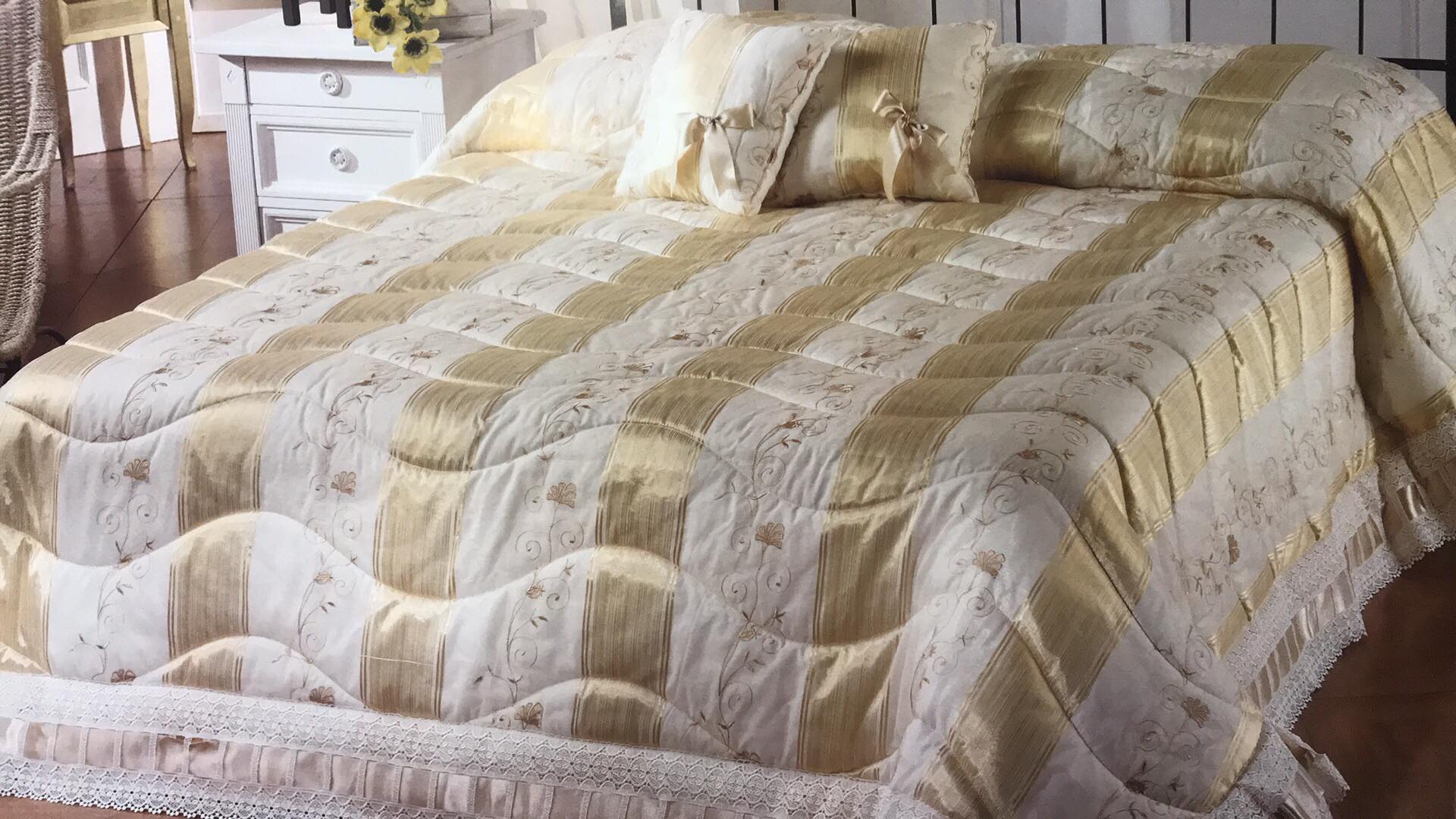 Light Flowered Luxury Bedspread  